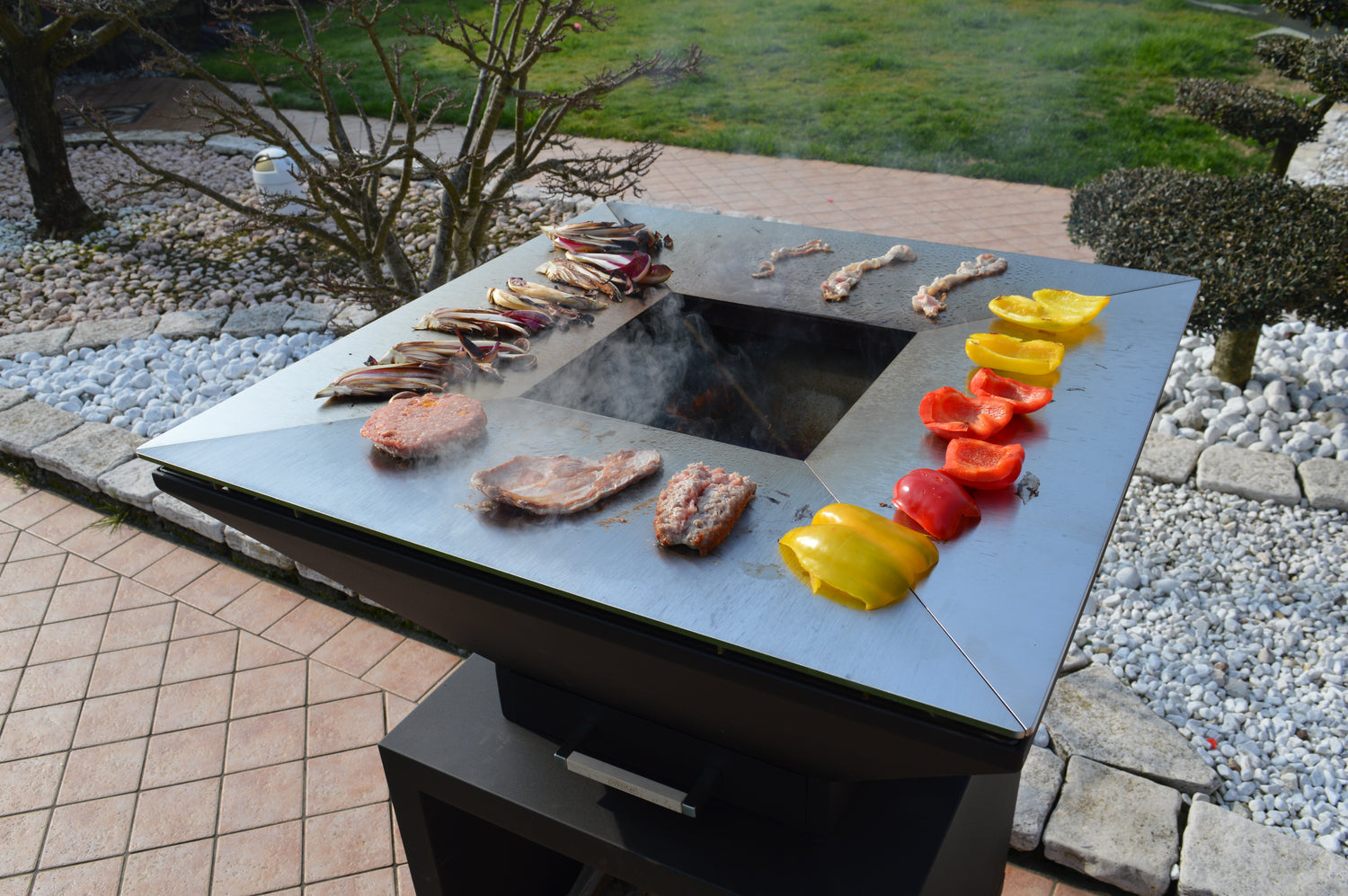 Oveneat Wood Fired BBQ / Fire pits